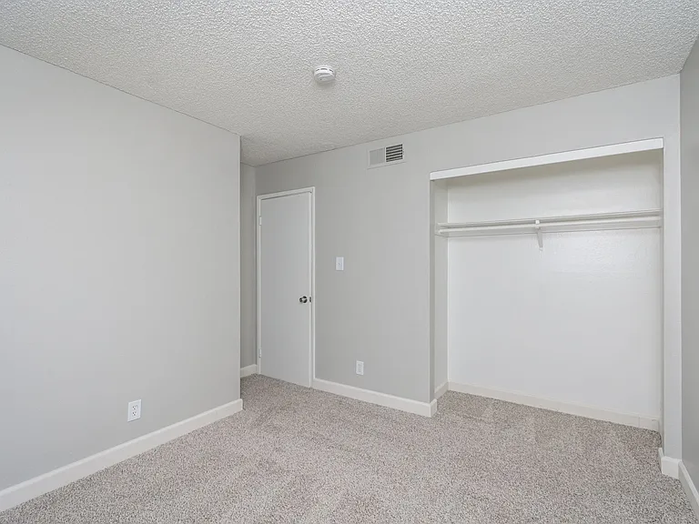 Villas at Greenhaven — Photo 42