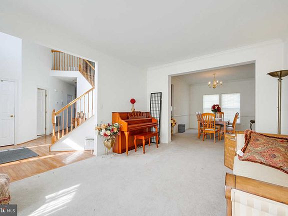 3rd image of 7863 Cranford Farm Cir