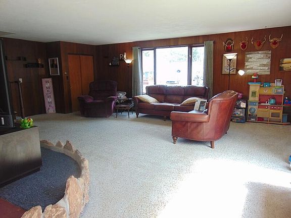 4th image of 614 N 10th St