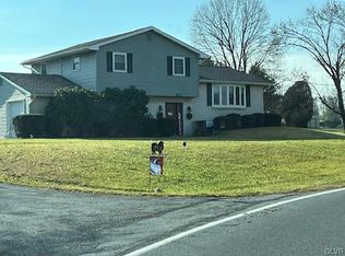 118 Haas Rd, Mertztown, PA 19539