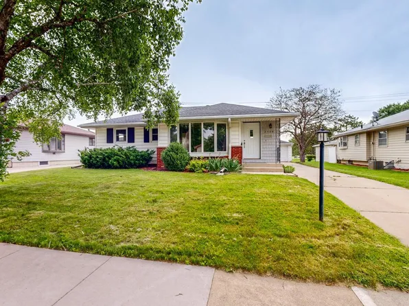 2508 11th Ave NW, Rochester, MN 55901