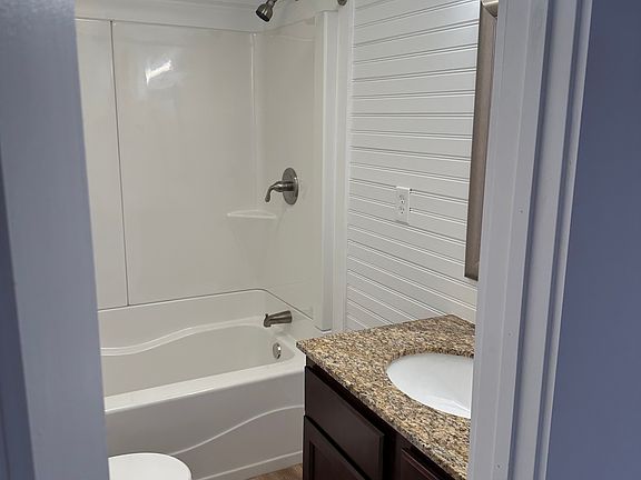 2nd image of 1906 Benton Ave #D