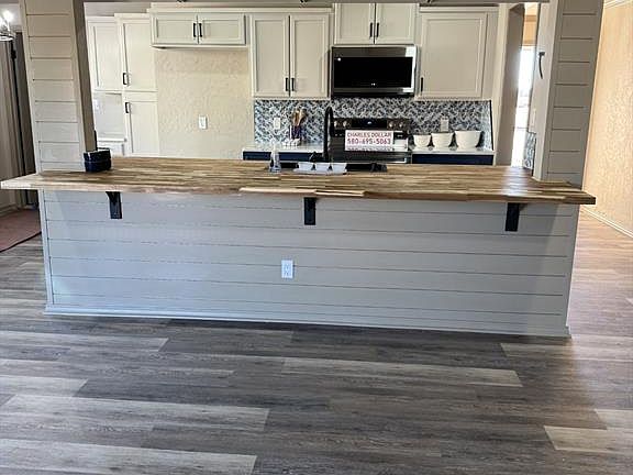 3rd image of 2101 Galaxy Dr