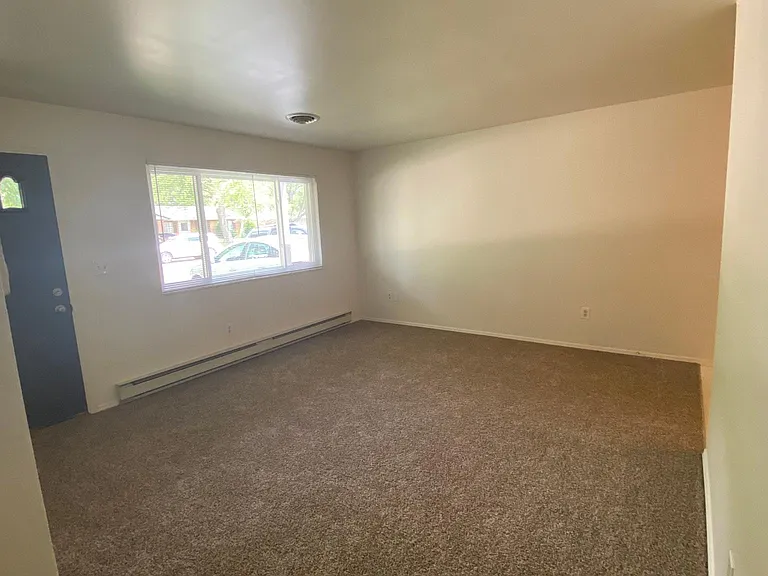 1650 Saratoga Dr — Photo 19