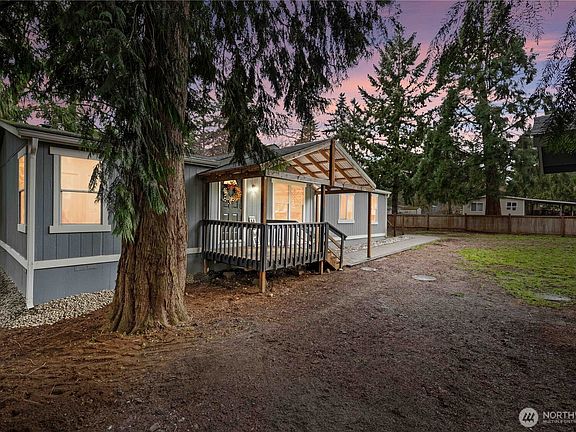 3rd image of 17333 155th Avenue SE