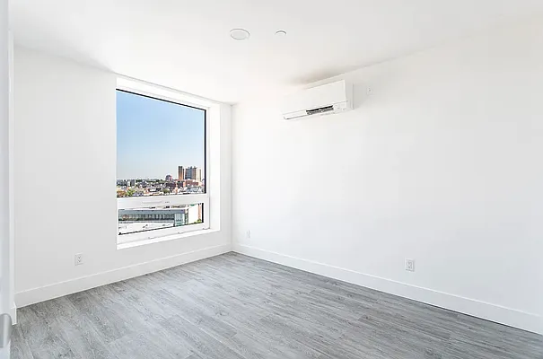 Rented by Oxford Property Group | media 9