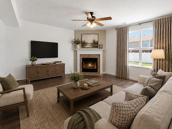 2nd image of 8439 Pippen Pl