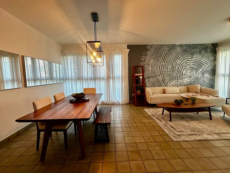 1 Condominio Almendro Ter #4 — Photo 2