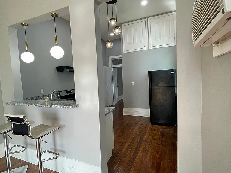 2125 Delachaise St — Photo 2