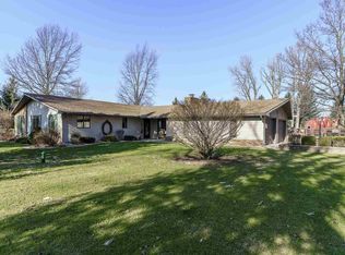 4518 W Division Rd, Huntington, IN 46750