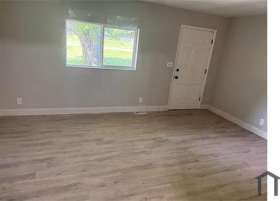 4939 Hayes Rd — Photo 14