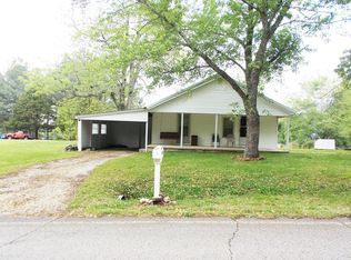 1140 Tom White Rd, Big Sandy, TN 38221