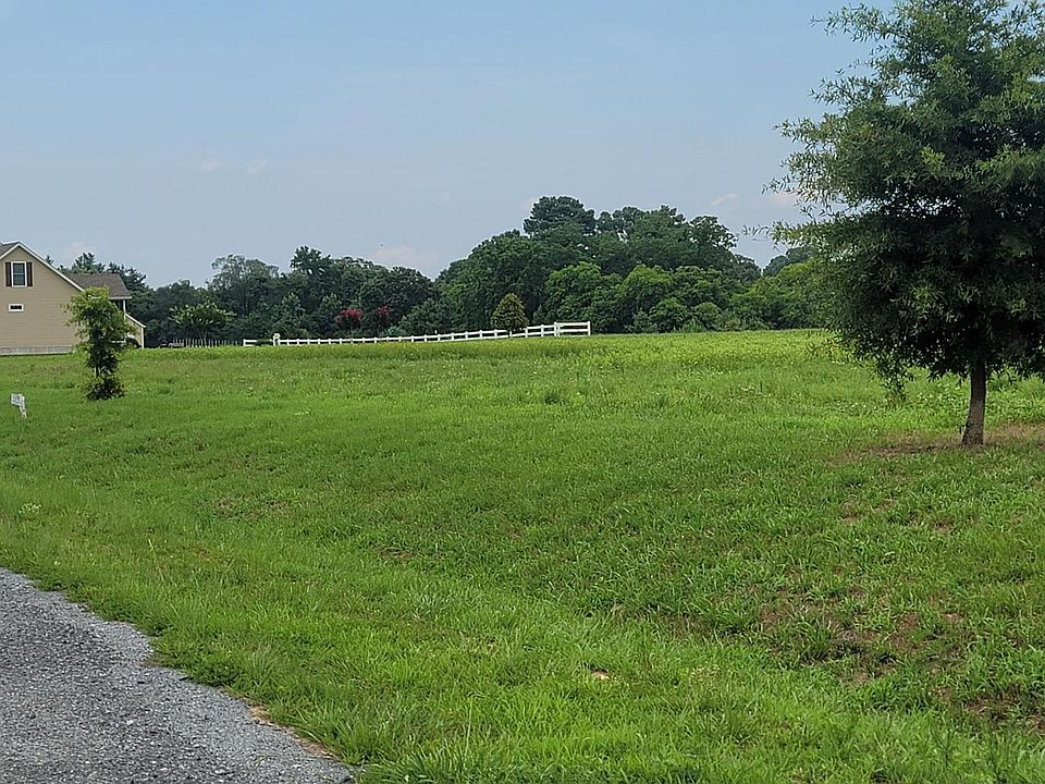 2nd image of Great Oaks Rd