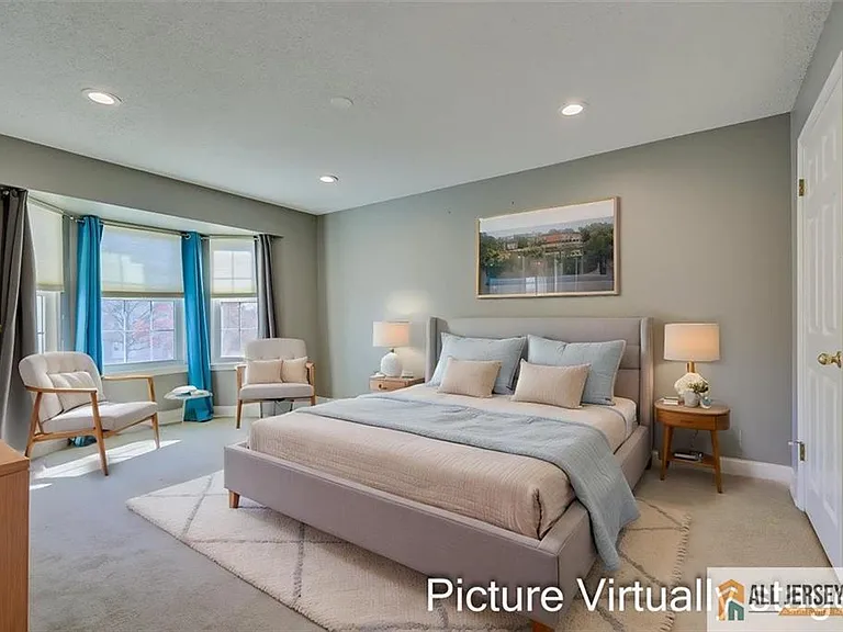 268 Kempsey Dr — Photo 17