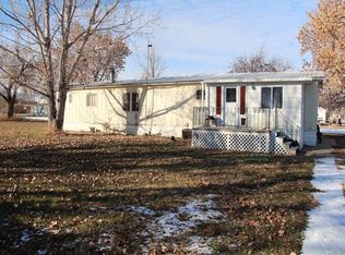 107 N 6th St, Fallon, MT 59326