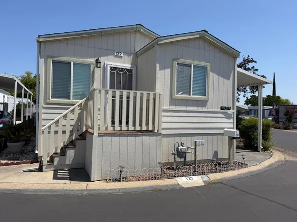 127 Royalwood Ln, Rancho Cordova, CA 95670