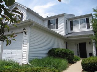 1221 Brookdale Dr #1221, Carpentersville, IL 60110