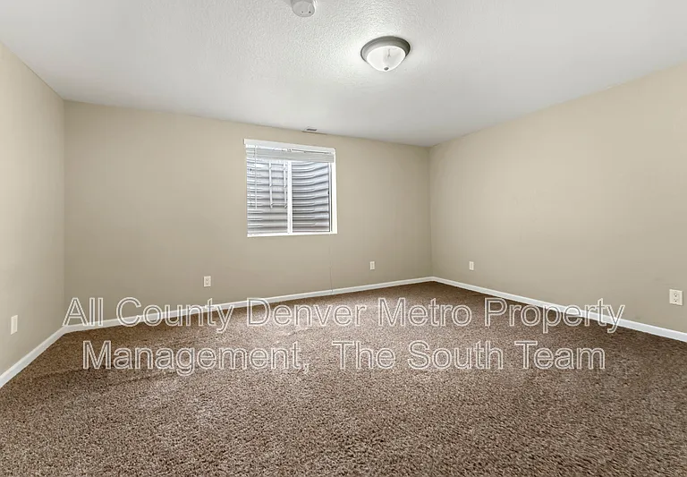 7680 Elk Ct — Photo 27