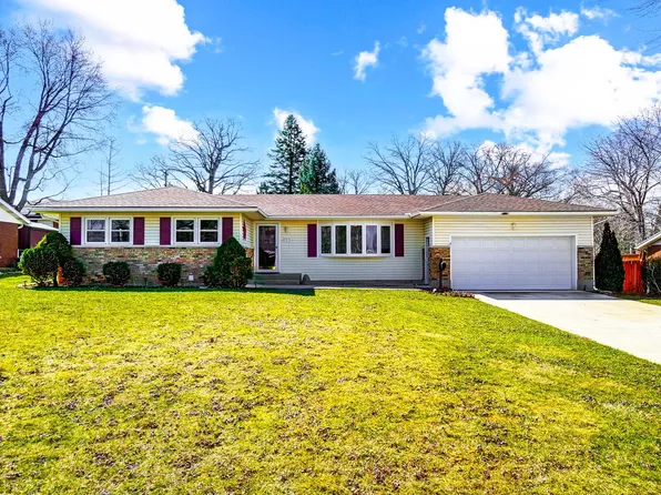 723 Park Ln, Urbana, OH 43078