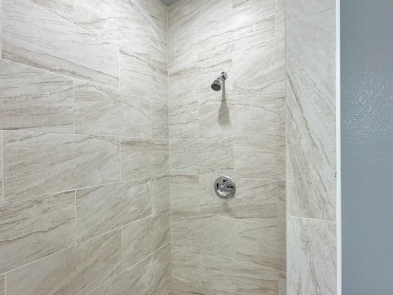3109 Clinkenbeard Dr #3107A — Photo 8