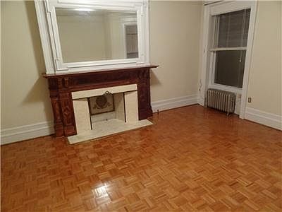 2nd image of 27 W 90th St APT 2R