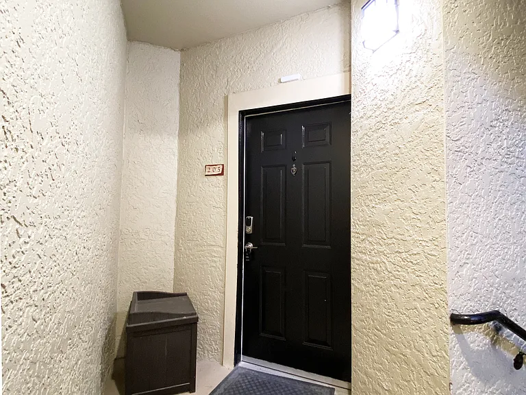 103 Vista Verdi Cir #205 — Photo 6