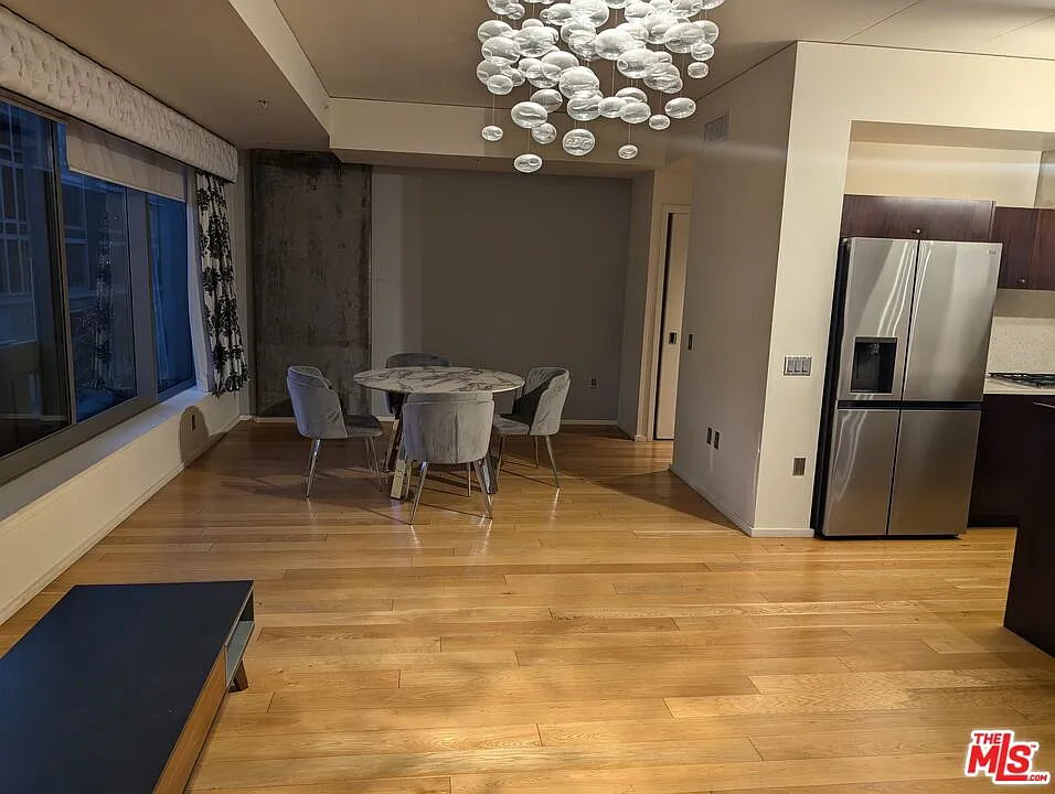 1 bed, 1.5 bath, 1090 sqft, $3,000 — Photo 4