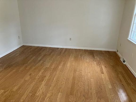 2nd image of 63 Cannongate Iii Road #3