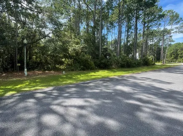 254 Boncycle Land Dr, Eastpoint, FL 32328