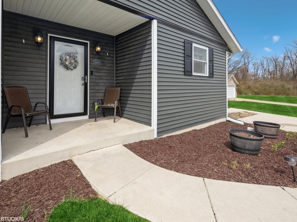 2908 Watertown Ave, Lake Station, IN 46405