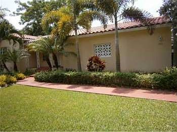 2nd image of 1518 Sarria Ave