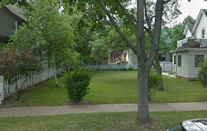 1st image of 206 Dixon St