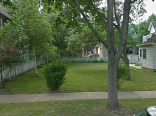 206 Dixon St, Madison, WI 53704