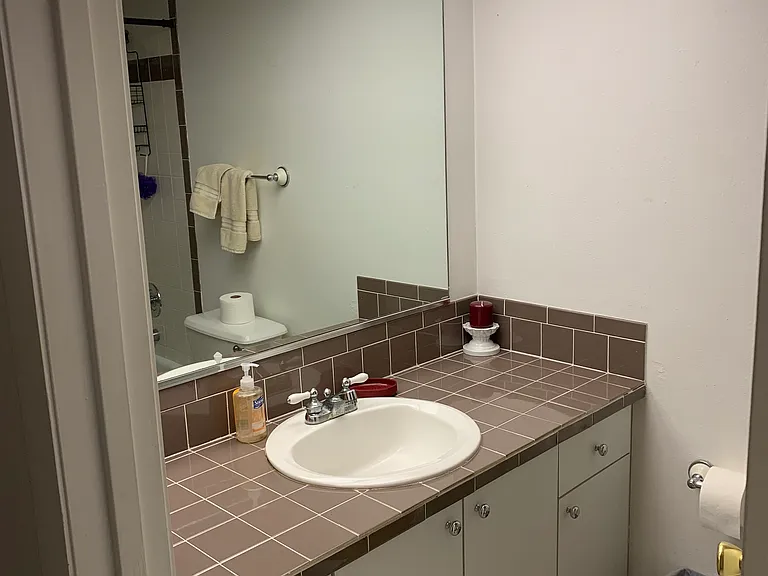 2427 Twin Dr — Photo 15