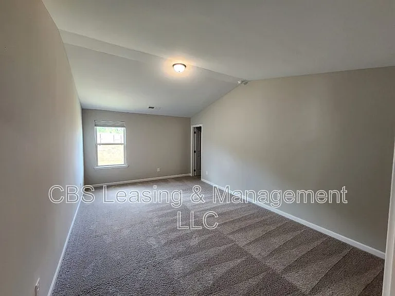 2112 Sequoia Dr — Photo 26