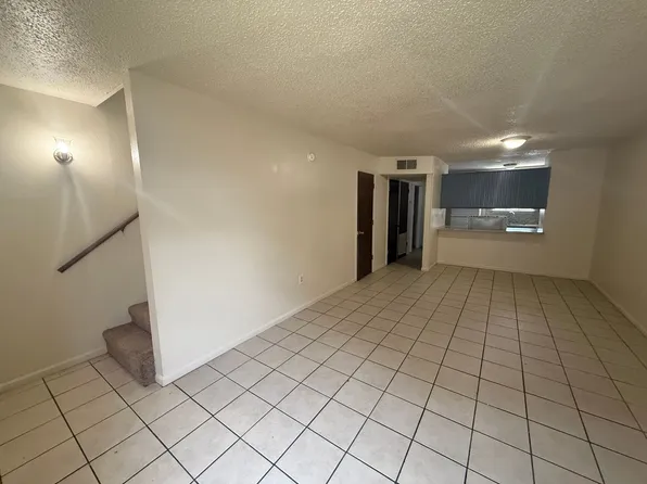 B 8150 BF, 8150 Bayou Fountain Ave APT C, Baton Rouge, LA 70820