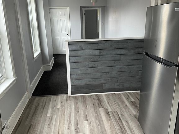 kitchen/living room