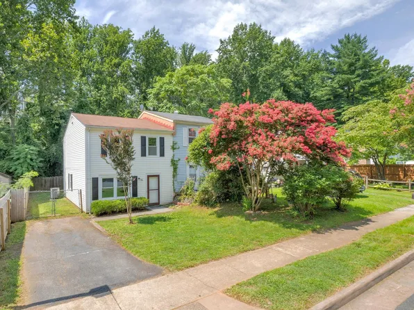 940 Rock Creek Rd, Charlottesville, VA 22903