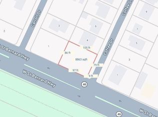 2 Coffee Dr, Chalmette, LA 70043