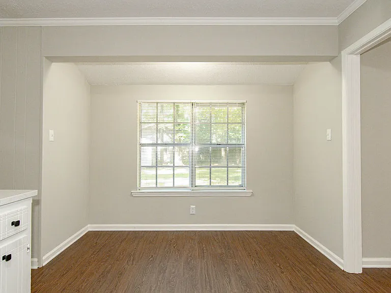 4228 Johnstown Dr — Photo 11
