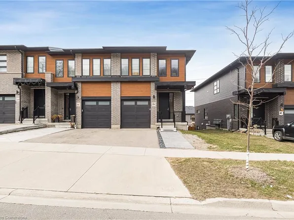 919 Robert Ferrie Dr, Kitchener, ON N2R 0P9