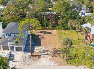 3370 Canal St, Naples, FL 34112