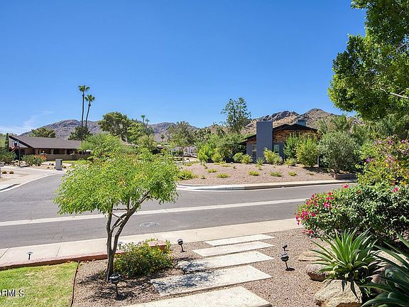 3rd image of 9226 N 33rd Way