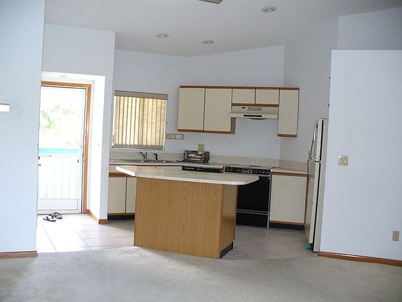 4th image of 6750 Us 27 APT D25