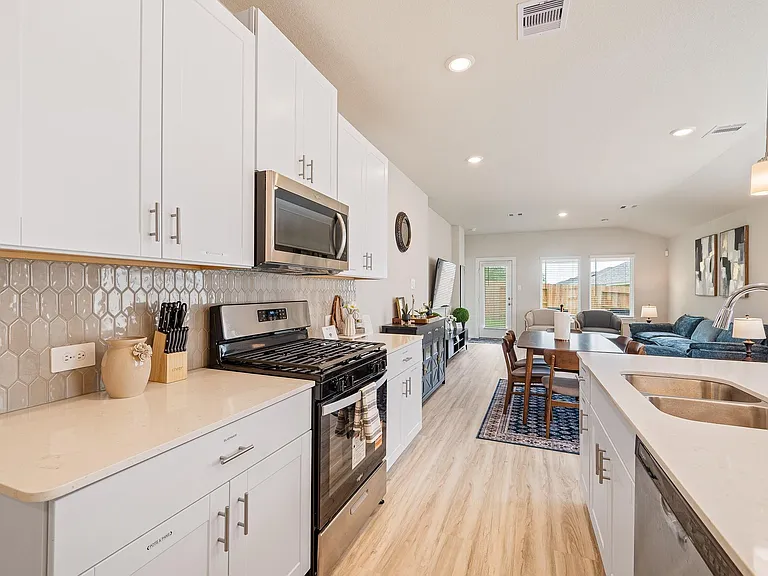 312 Willow Sage Ct — Photo 10