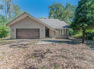 2098 Kenton Ln, Libertyville, IL 60048