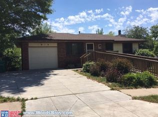 2829 Hallmark Ct, Lincoln, NE 68507