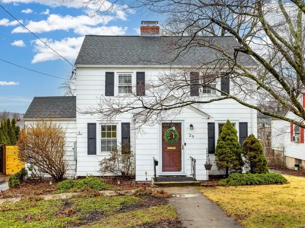 29 Jackson Avenue, West Hartford, CT 06110