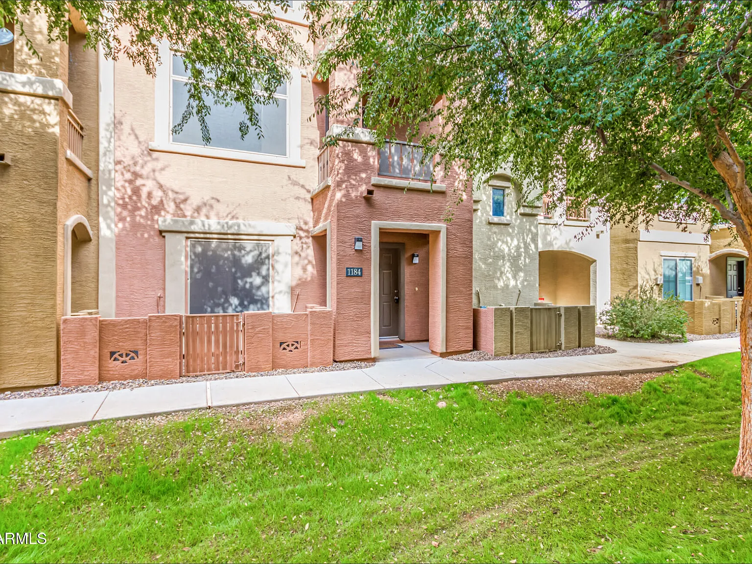4 bed, 2.5 bath, 1701 sqft, $2,500 — Photo 1