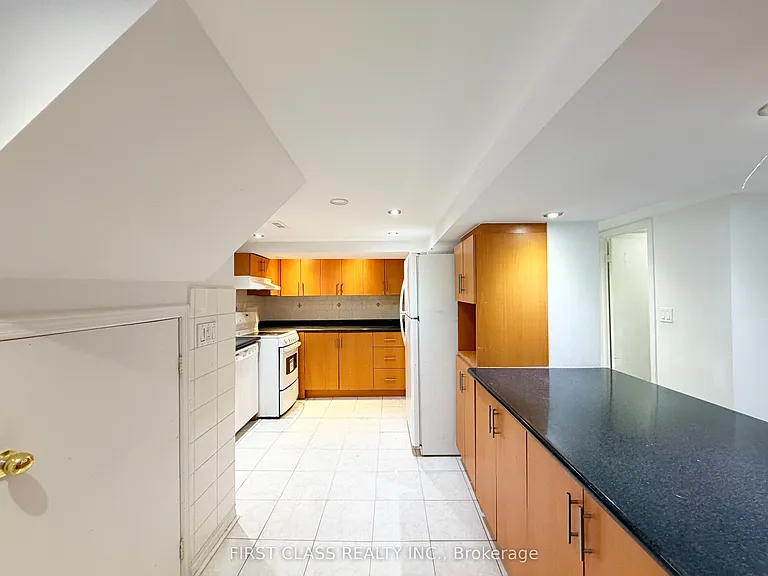 15 Leahann Dr #BASEMENT — Photo 2